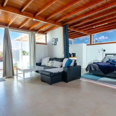 Arecas Mansion